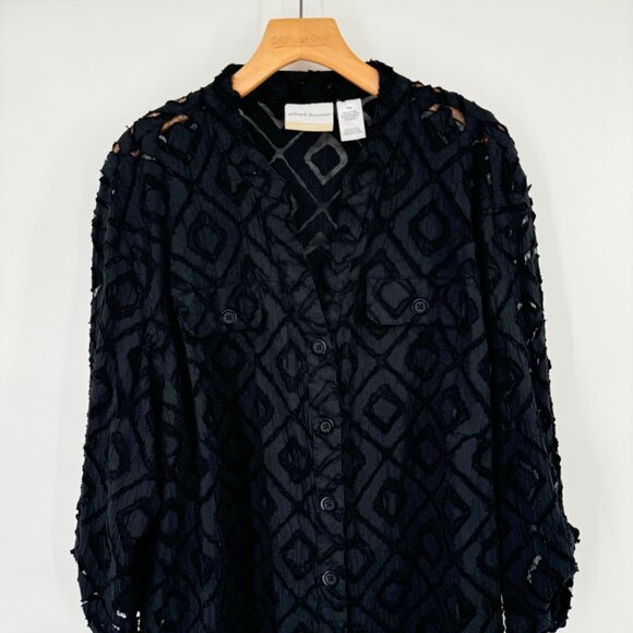 Alfred Dunner Women's semi Sheer Black Geometric Button-Down Blouse tunic Sz 18W - Picture 6 of 9